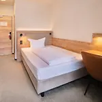 Berghof 彼得堡