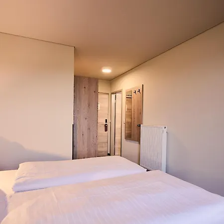Berghof Hotell 3*