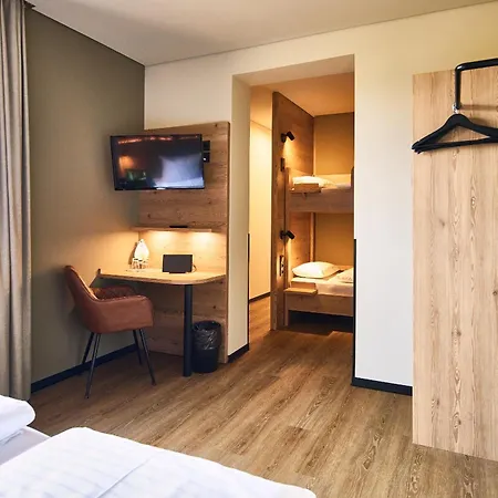 Hotell Berghof Petersberg (Hessen)