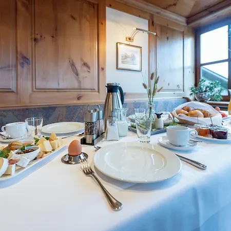 Berghof Hotel 3*