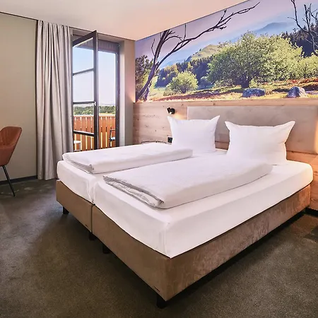 Berghof Hotel 3*