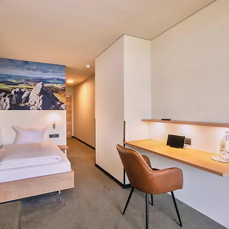 Berghof Hotel 3*