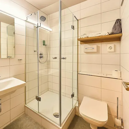 Berghof Hotel 3*