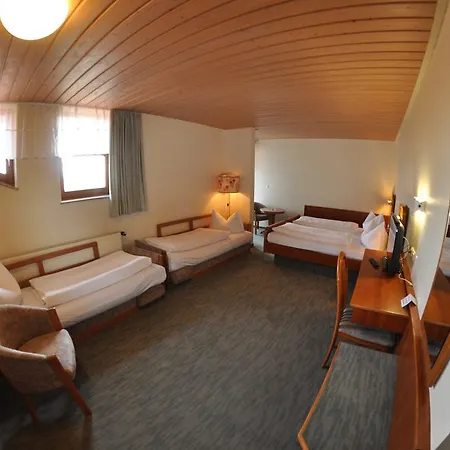 Berghof 3* Petersberg (Hessen)